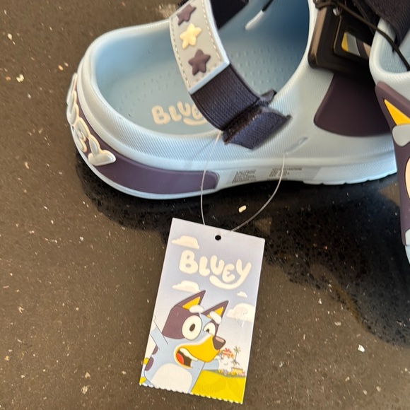 Lucy Blue Cartoon Character Slippers size 9-10 - Picture 6 of 6